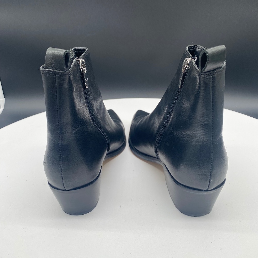 Chelsea Boots